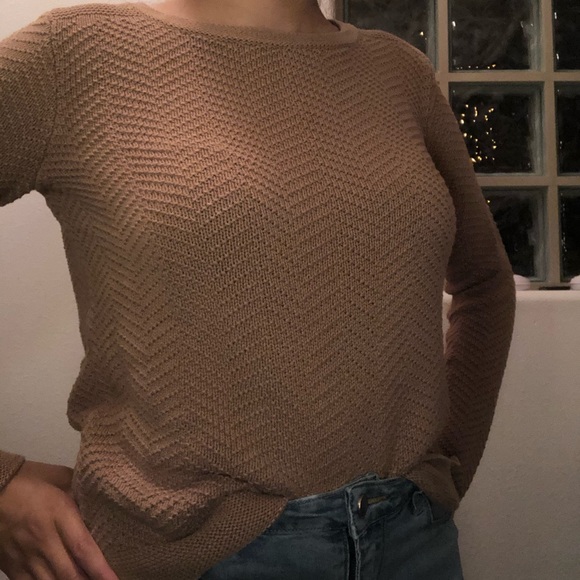 Old Navy Sweater - Picture 2 of 9